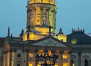 germany/berlin/landmark/gendarmenmarkt