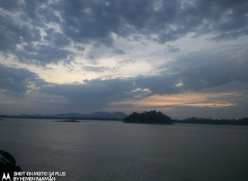 india/guwahati/uzan-bazaar/landmark/uzanbazar