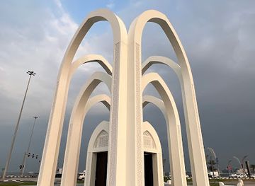 qatar/the-pearl-qatar/landmark/arches-monument