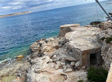 malta/mellieha-bay/landmark/ww2-ruins