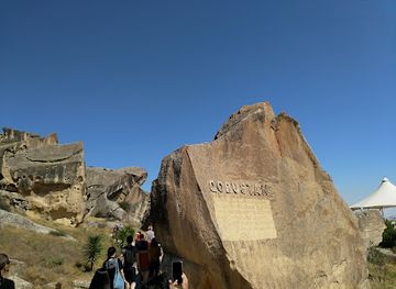 azerbaijan/ali-bayramli/landmark/gobustan-national-historical-artistic-preserve-museum