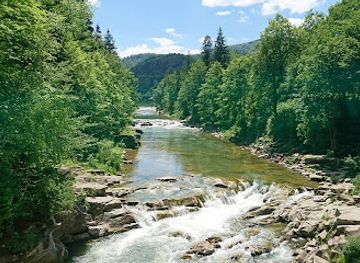 ukraine/bukovel/landmark/waterfall-probiy