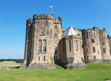 united-kingdom/northumberland-coast/landmark/alnwick-castle