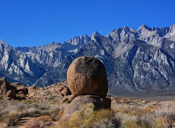 california/sierra-nevada/landmark/alabama-hills
