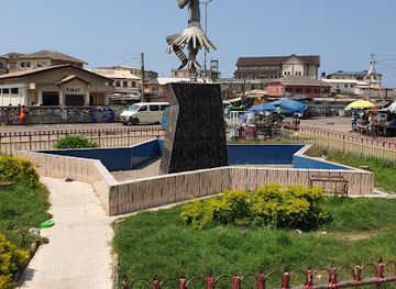 ghana/sekondi-takoradi/landmark/fetish-priest-statue