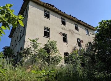 bulgaria/danubian-plain/landmark/abandoned-building