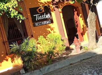 el-salvador/suchitoto/landmark/tiestos-suchitoto