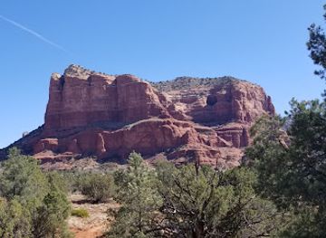 arizona/sedona/landmark/sedona-trolley