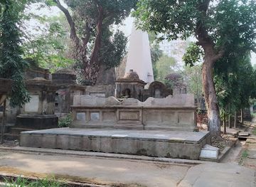 india/kolkata/park-street-area/landmark/parkstreet-cemetery