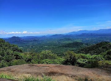 sri-lanka/moneragala-district/landmark/maragala-mountain-view-point-siripathula