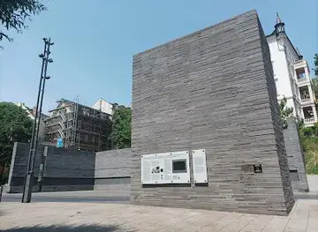 Holocaust Memorial (Shadow of former Synagogue)