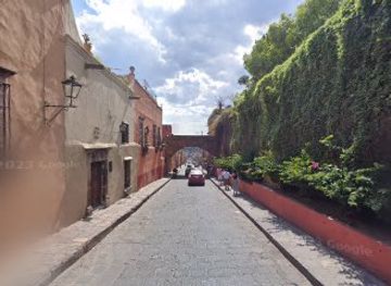 mexico/san-miguel-de-allende/landmark/protective-town-of-san-miguel-and-the-sanctuary-of-jesus-nazareno-de-atotonilco-unesco-heritage-site