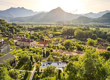 montenegro/skadar-lake-region/landmark/eco-resort-winery-cermeniza