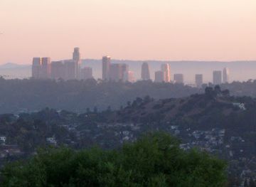 california/pasadena/landmark/viewing-point-downtown-la