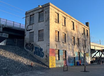 canada/montreal/griffintown/landmark/tour-wellington