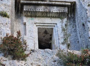malta/western-district/landmark/tomb-of-the-english-lady