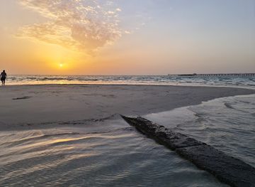 qatar/fuwairit-beach/landmark/maroona-beach