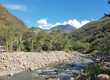 bolivia/yungas-road/landmark/la-senda-verde