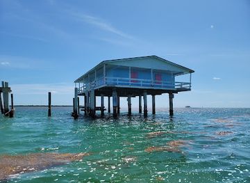 florida/florida-keys/landmark/stiltsville