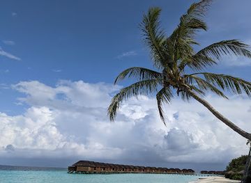 maldives/veligandu-island/landmark/duniye-spa-veligandu-over-water-villa