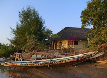 senegal/casamance/landmark/campement-de-l-ile-d-egueye