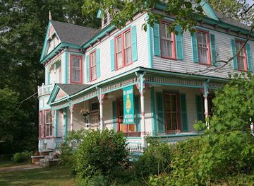 alabama/prattville/landmark/smith-byrd-house-bed-and-breakfast-and-tea-room