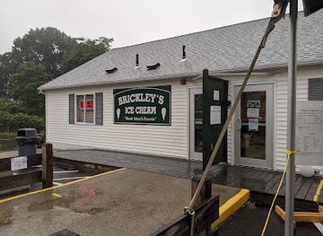 rhode-island/narragansett/landmark/brickley-s-homemade-ice-cream