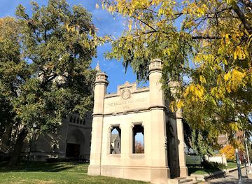 ohio/western-reserve/landmark/mary-chisholm-painter-arch