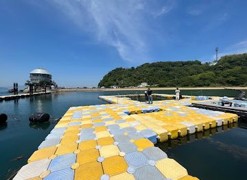 japan/sanuki/landmark/japan-dolphin-center