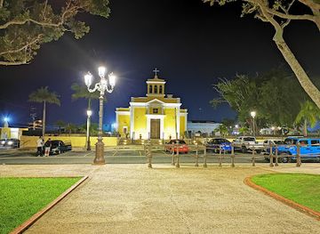 puerto-rico/dorado/landmark/plaza-publica-de-dorado