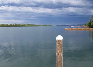 michigan/copper-harbor/landmark/copper-harbor-marina