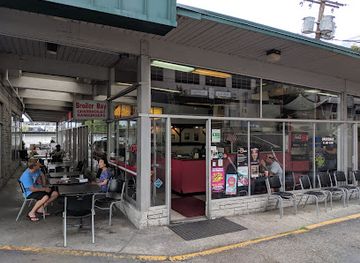 washington/bellevue/landmark/broiler-bay-hamburgers