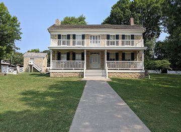 kansas/central-plains/landmark/mahaffie-stagecoach-stop-farm