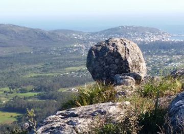 uruguay/cerro-pan-de-azucar/landmark/cruz-de-pan-de-azucar