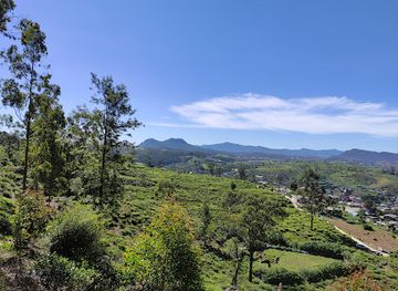 sri-lanka/horton-plains-national-park/landmark/lover-s-leap-waterfall