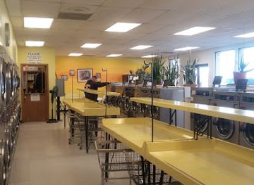 colorado/alamosa/landmark/sunshine-laundry