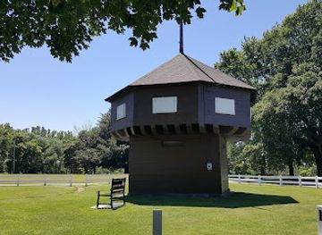 pennsylvania/lake-erie/landmark/fort-presque-isle-blockhouse