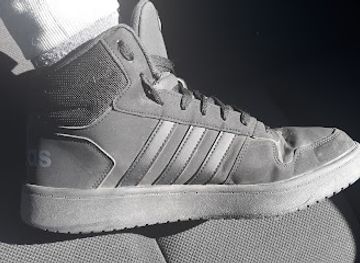 kansas/salina/landmark/famous-footwear