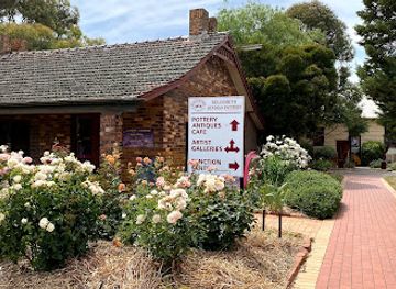australia/mallee/landmark/bendigo-pottery
