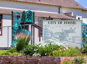 oregon/wheeler-county/landmark/city-of-fossil