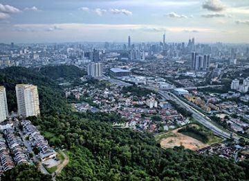 malaysia/kuala-lumpur/landmark/bukit-antarabangsa-view-point