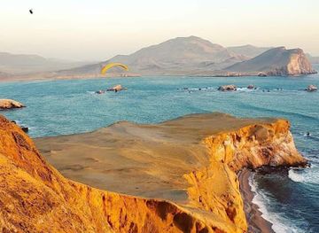 peru/paracas-national-reserve/landmark/let-s-go-travel-paracas-peru