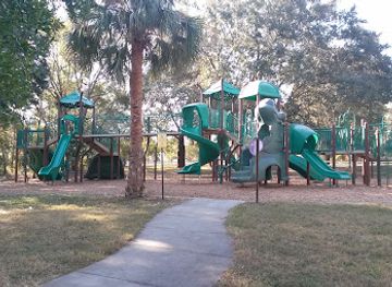 florida/orlando-theme-parks-area/landmark/bill-frederick-park