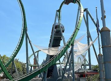 florida/orlando-theme-parks-area/landmark/jurassic-park-river-adventure