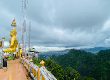 Wat Tham Suea