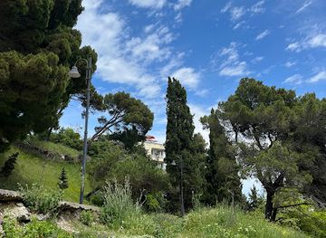 albania/durres/landmark/concrete-bunkers