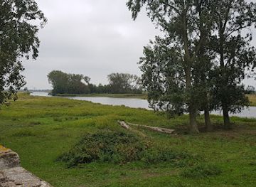 netherlands/hoeksche-waard/landmark/ruine-aardappelloods