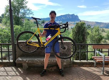 san-marino/montegiardino/landmark/piazza-della-pace