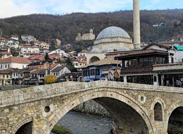 kosovo/gjakova/landmark/stone-bridge