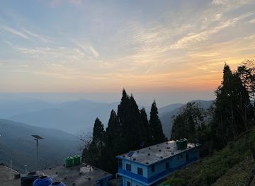 india/darjeeling/tiger-hill/landmark/kanchenjunga-view-point